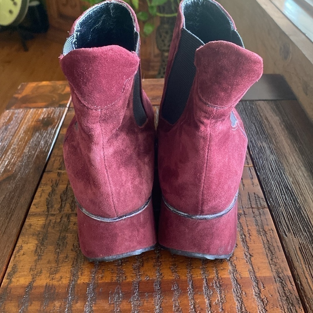 Stephane Kelian Paris burgundy wine suede booties - Picture 5 of 16